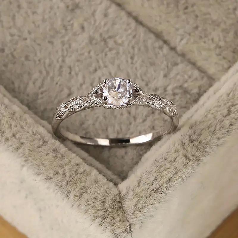 Light Luxury Style Cubic Zirconia Women's Ring In Europe and America Simple Fashion Temperament Ring