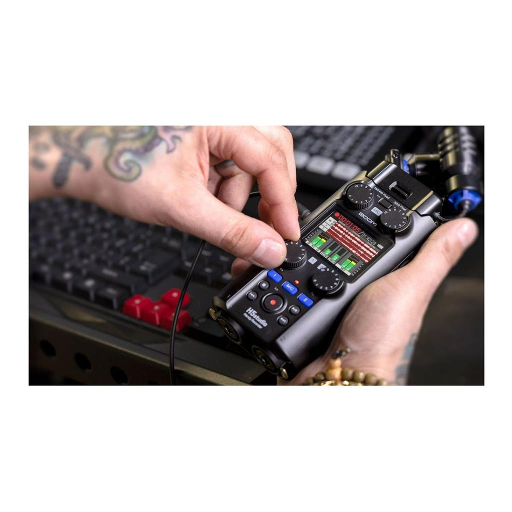 ZOOM H5 Studio Handy Recorder (DGP2025 Gold Award Winner): 32-bit float recording, 4 inputs, 6 tracks, gain knob, for ASMR, instrument performance, vi
