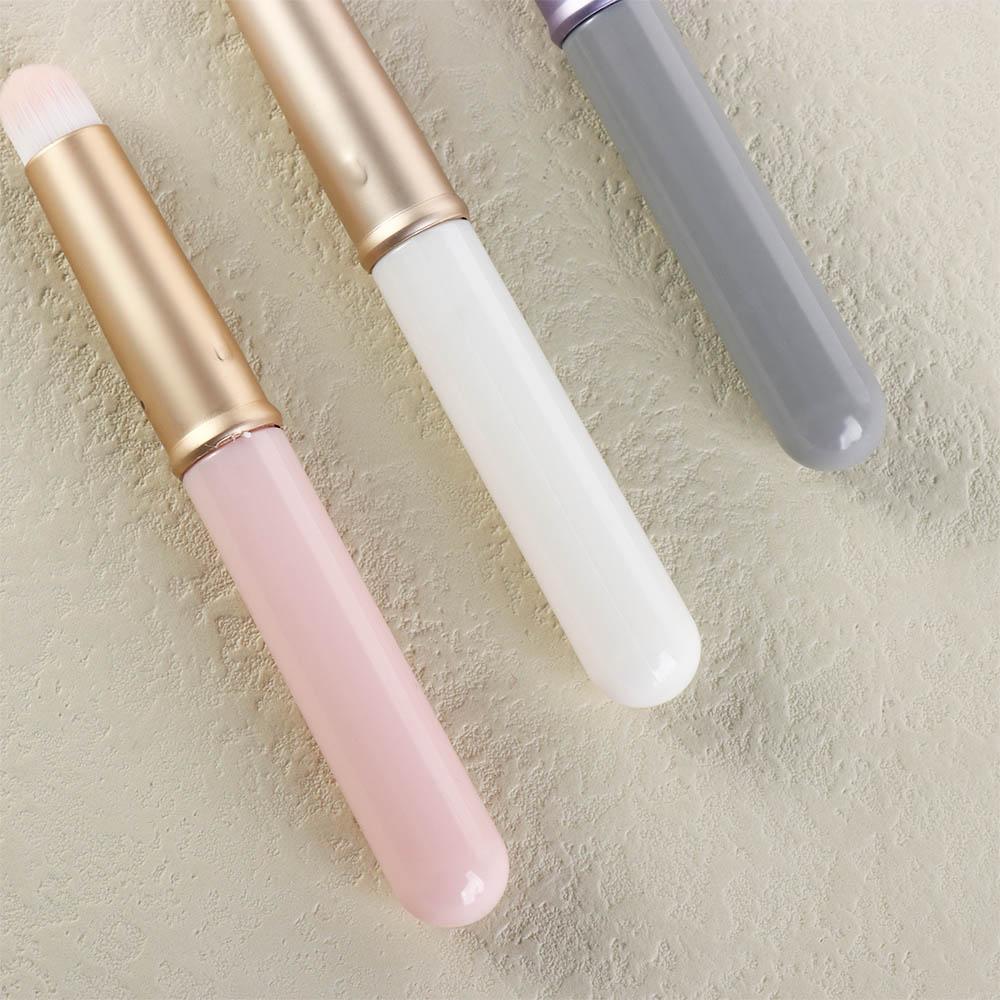 Professional Concealer Brush Portable Makeup Tools Easy To Carry Lip Brush Women
