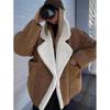 Women's Loose-Fit Warm Vintage Shearling Coat for Fall/Winter Thick Fluffy Splicing Big Lapel Coats Lady Street Jackets