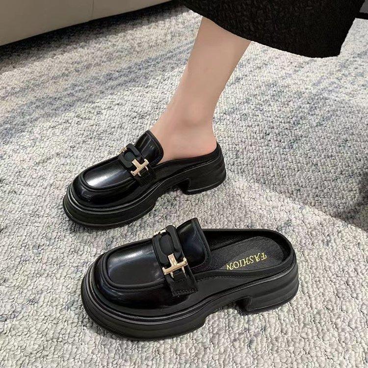 Модная женская обувь 2024 Новые французские лоферы на платформе с полуноском Универсальная одинарная обувь в британском стиле Маленькие кожаные туфли