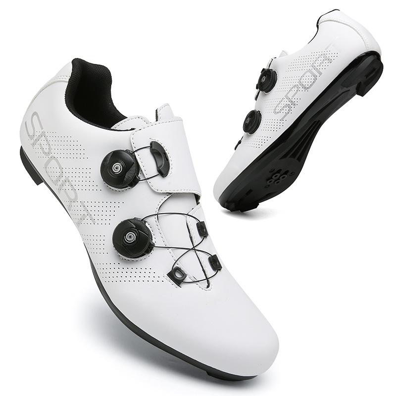 В наличии новые модели велотуфлей для активного отдыха, шоссейных велотуфлей с замками, мужских и женских дышащих велотуфлей от производителя.