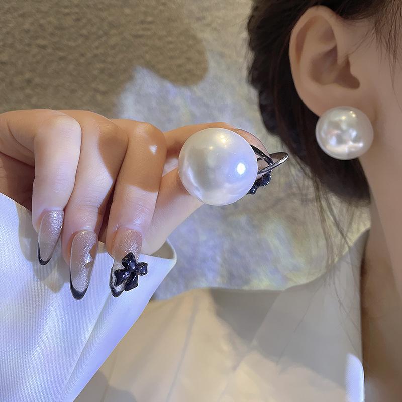 Высококачественные, легкие роскошные жемчужные серьги, новинка 2025 года, модный и уникальный дизайн, универсальные серьги