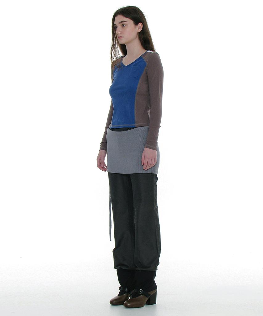 PARTIMENTO WOMEN Cut-Out V-Neck Colorblock Long Sleeve Tee_Blue