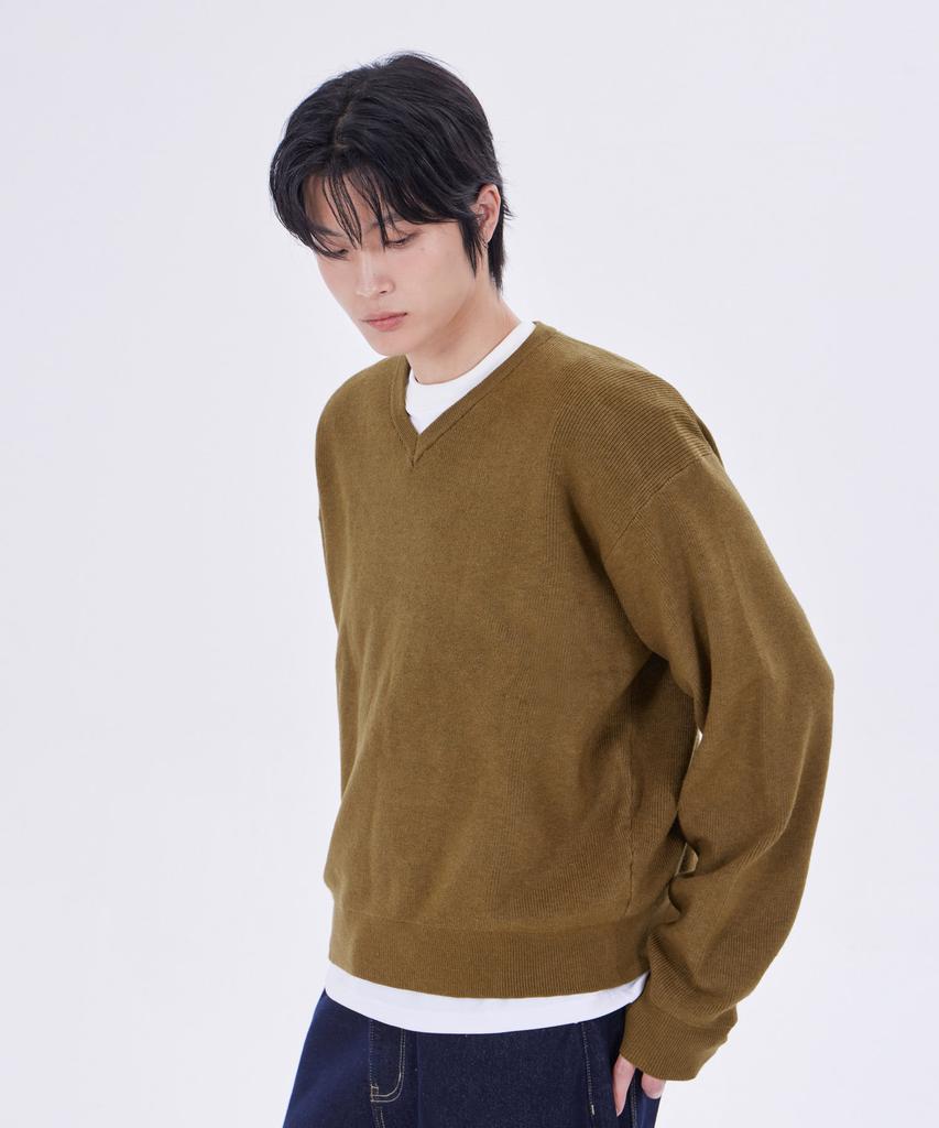 GLW Minimal V-Neck Crop Knit Olive