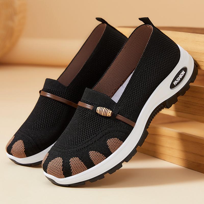 Туфли женские универсальные летние новые женские туфли мягкая подошва не устают ноги повседневная обувь одна педаль мягкая подошва старая Пекинская тканевая обувь женская