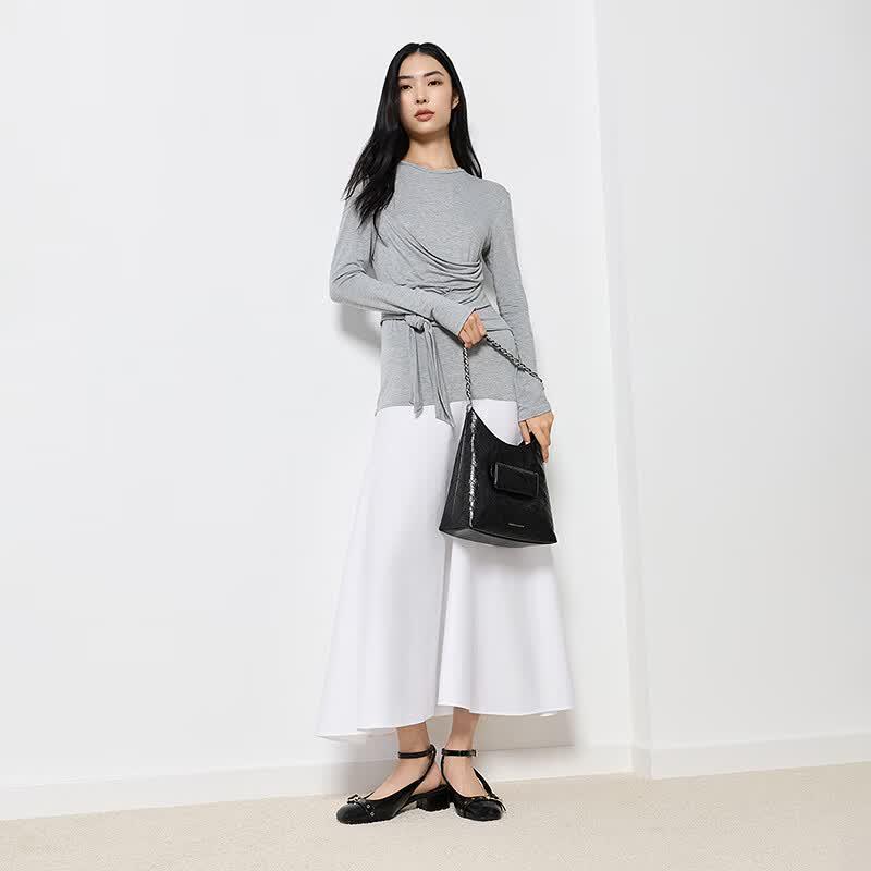 Сумка-хобо CHARLES & KEITH с ромбовидной стежкой
