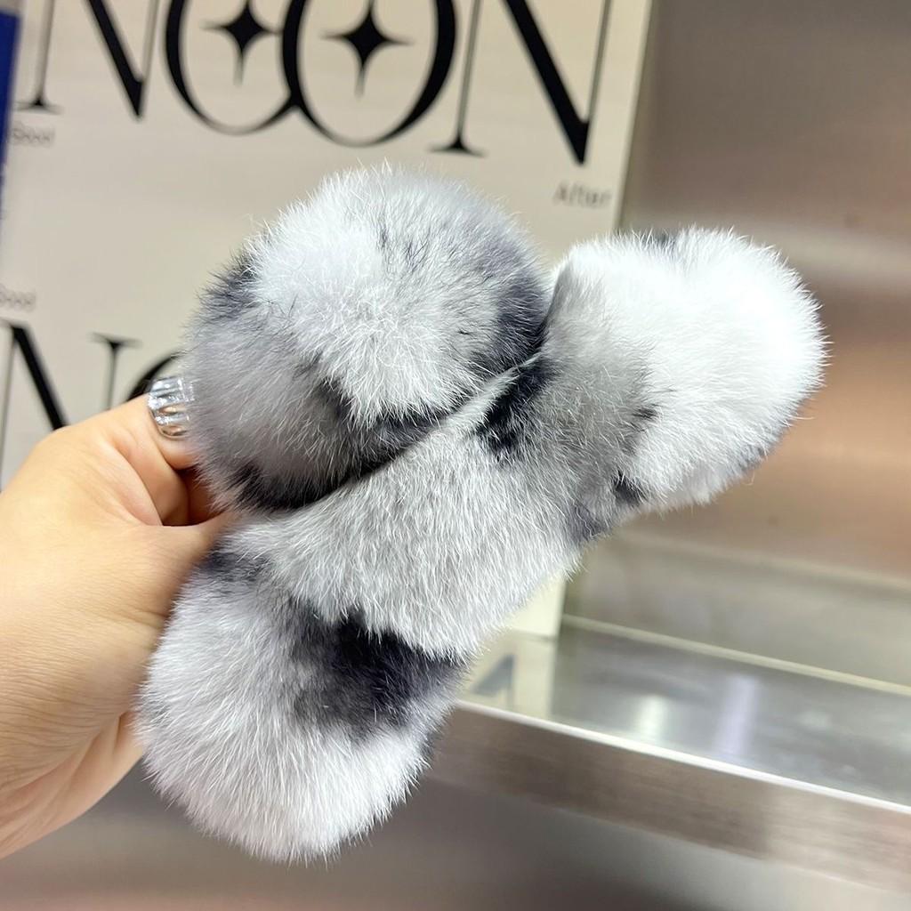 Winter Hair Accessories Large Plush Hair Claw Clips For Women Faux Fur Hairpin Hair Barrette Hair Claws Clamps Stylish Hair Styling Jewelry Gift