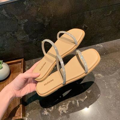 Женская обувь – Сандалии