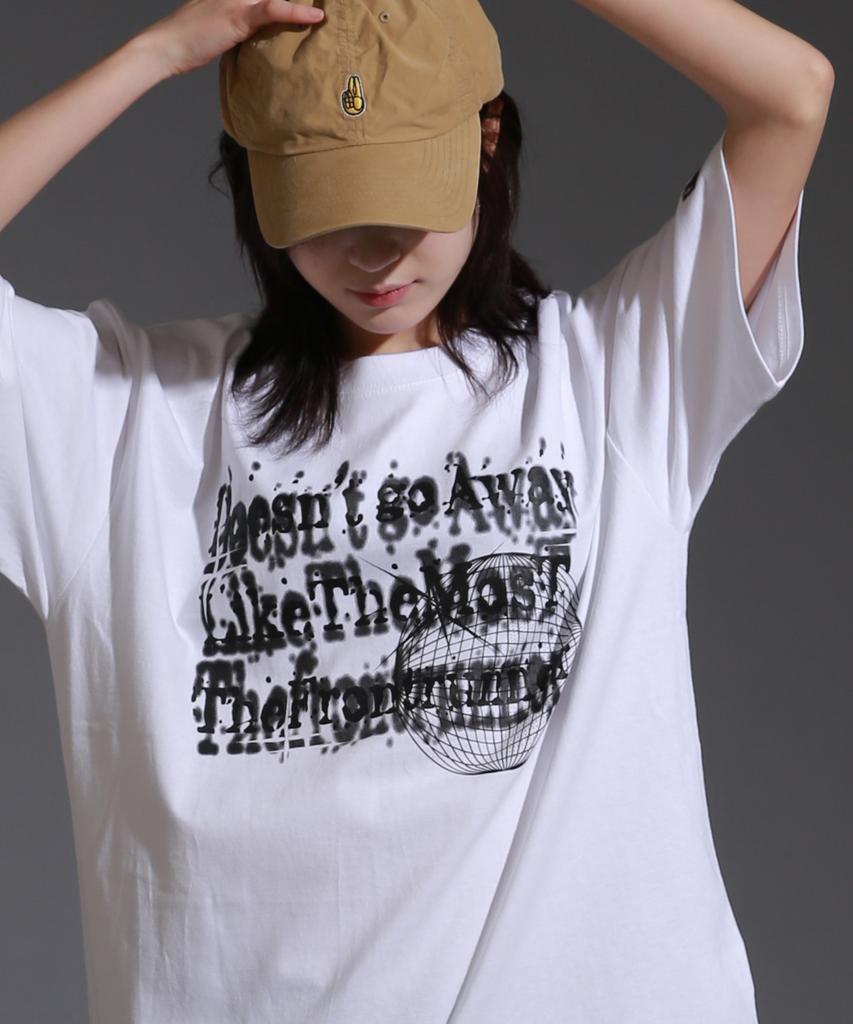 LIKE THE MOST Globe Round Over Short Sleeve T-Shirt_White