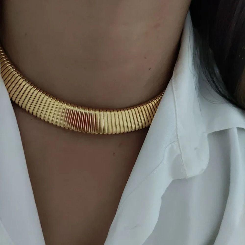 Vintage Chunky Choker Necklace Metal Chain Exaggerated Collarbone Chain  Girls
