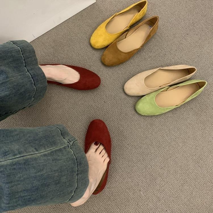 Korean Version of Versatile Shallow Mouth Round Head One-pedal Suede Flat-soled Ladyshoes Women's Gentle Evening Breeze Not Tired Feet Ballet Shoes