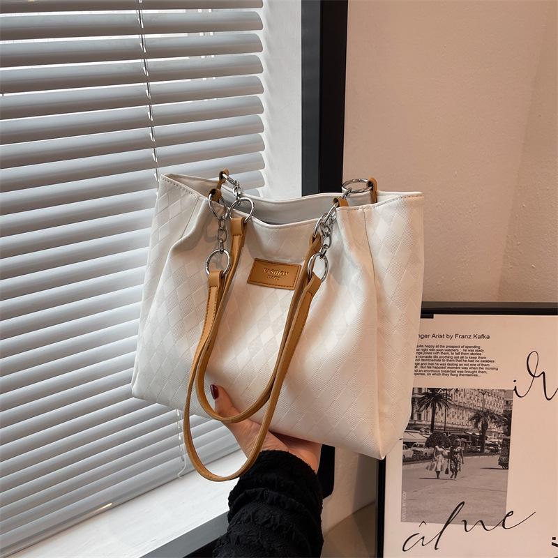 Сумка женская сумка новая весна ощущение высокого класса нишевый тренд сумка для поездок на работу универсальная на одно плечо большая вместимость сумка-тоут