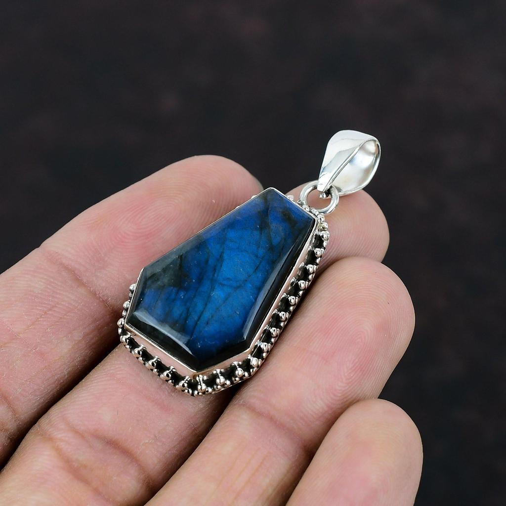 Labradorite Pendant Gemstone Handmade Pendant 925 Sterling Silver Pendant Designer Jewelry Engagement Gifts Brand New Pendant Dainty Pendant