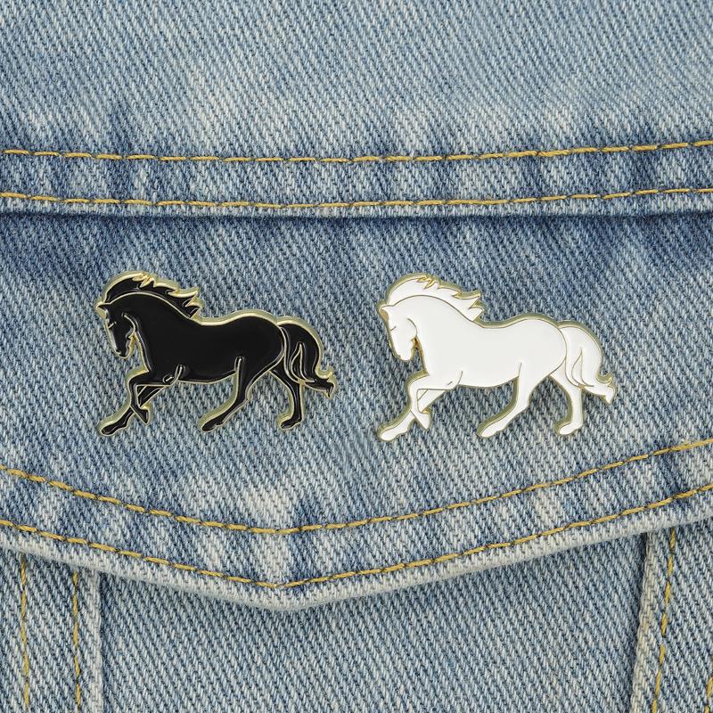 Cute Cartoon Horse Enamel Pins The Year of Horse Brooches Badges Simple Punk Cool Animal Jewelry Gift for Friends