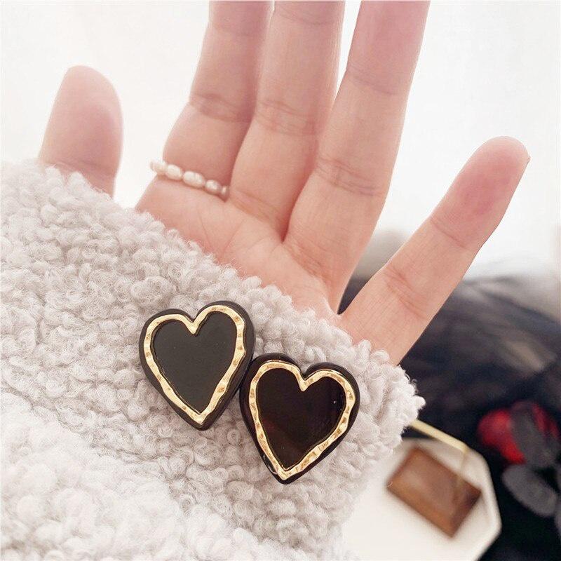 Love Earrings Resin Acrylic Earrings Female Heart-shaped Simple All-match Earrings