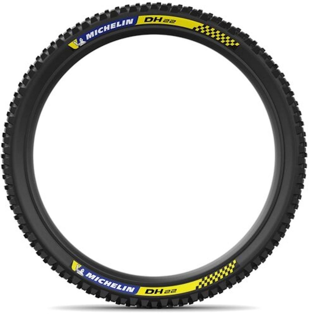 Бескамерная шина MICHELIN DH 22 RACING LINE 22 Racing Black 1 шт. 29×2,40 (Линия DH) (622)