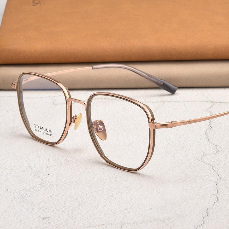 High Quality Ultralight Pure Titanium Glasses Frame For Men And Women Fashionable Retro Eyeglasses Optical Prescription Eyewear