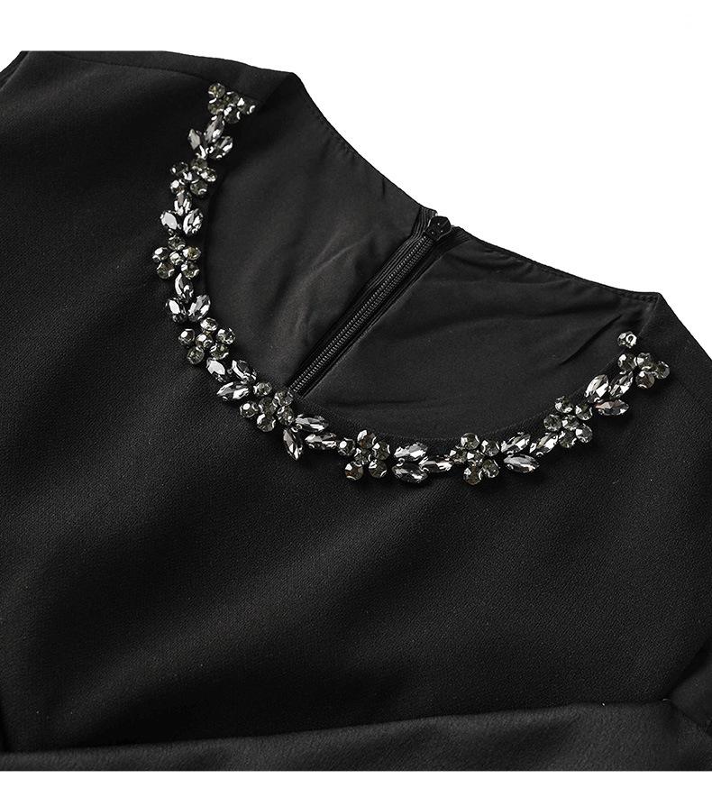 Элегантное летнее платье с открытыми плечами и бриллиантовым маникюром для женщин