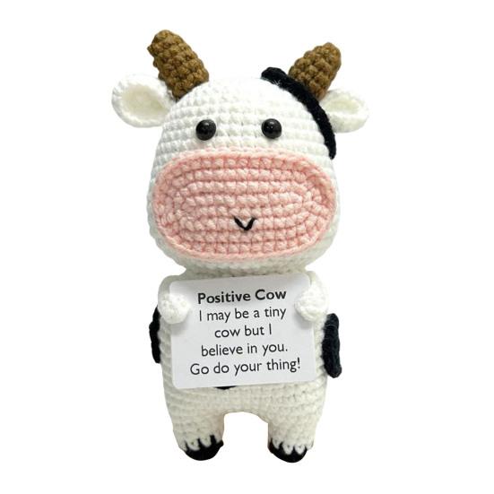 Позитивная вязаная крючком мини-кукла-корова, ручная работа, вязание, снятие стресса, украшение в виде выдры, забавное животное для эмоциональной поддержки, дом, комната