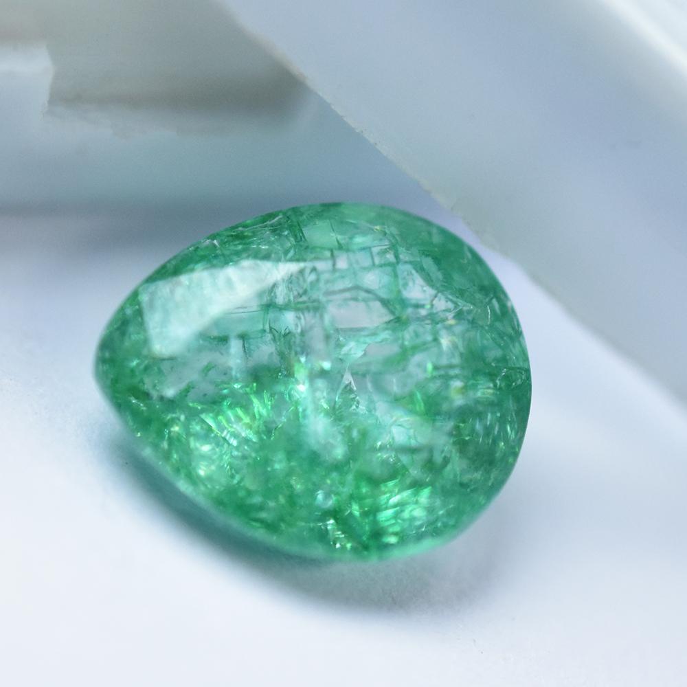 Natural Green Emerald Loose Gemstone 5.05 ct Pear Shape for Collection for Jewelry Making and Crafts
