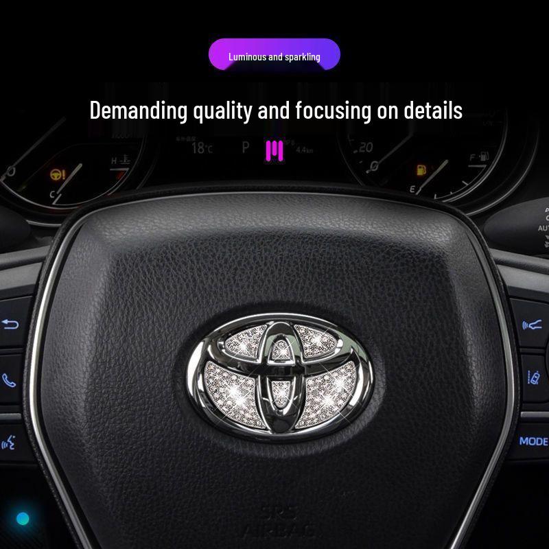 Наклейка со стразами на логотип руля - Стильное украшение салона автомобиля