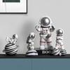 Nordic Creative Astronaut Астронавт Маленькие украшения Подарки для мальчиков Гостиная Телевизор Шкаф Кабинет Детская комната Мебель