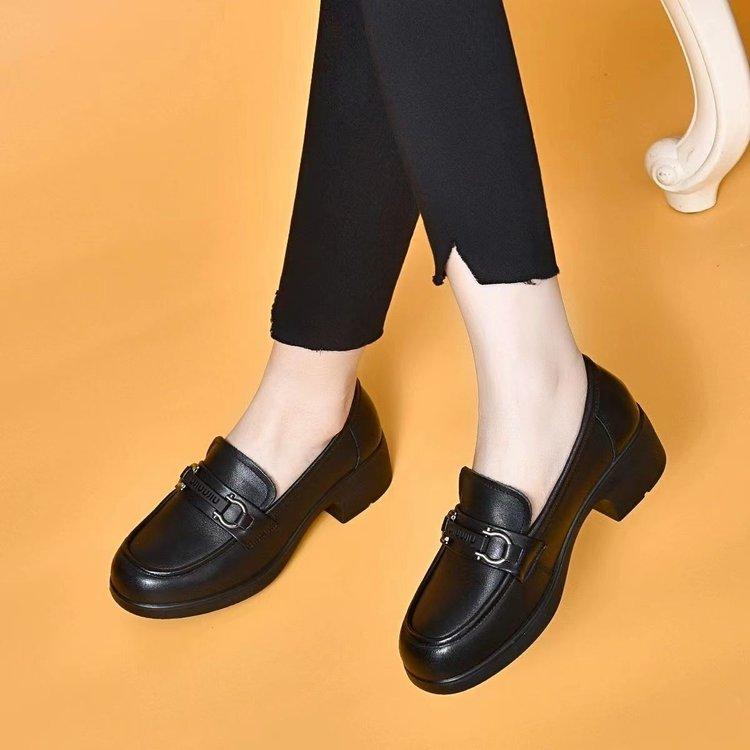 2025 Autumn New British Style Work Small Leather Shoes Thick Heel Single Shoes Round Head Soft Sole Black Loafers
