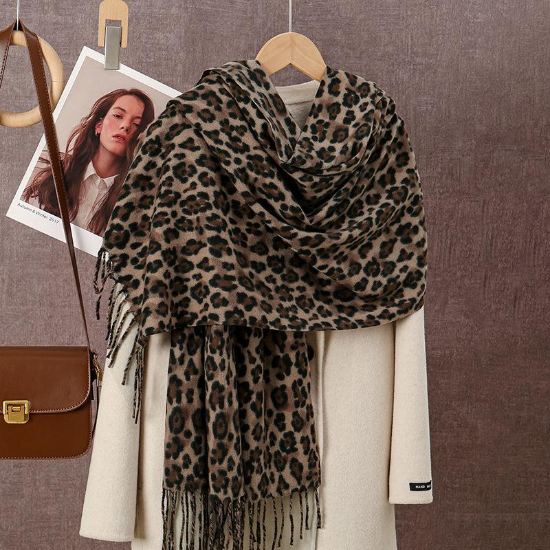 Autumn and Winter Leopard Print Scarves with Tassel Printed Imation Cashmere Tippet Sunscreen Hijab