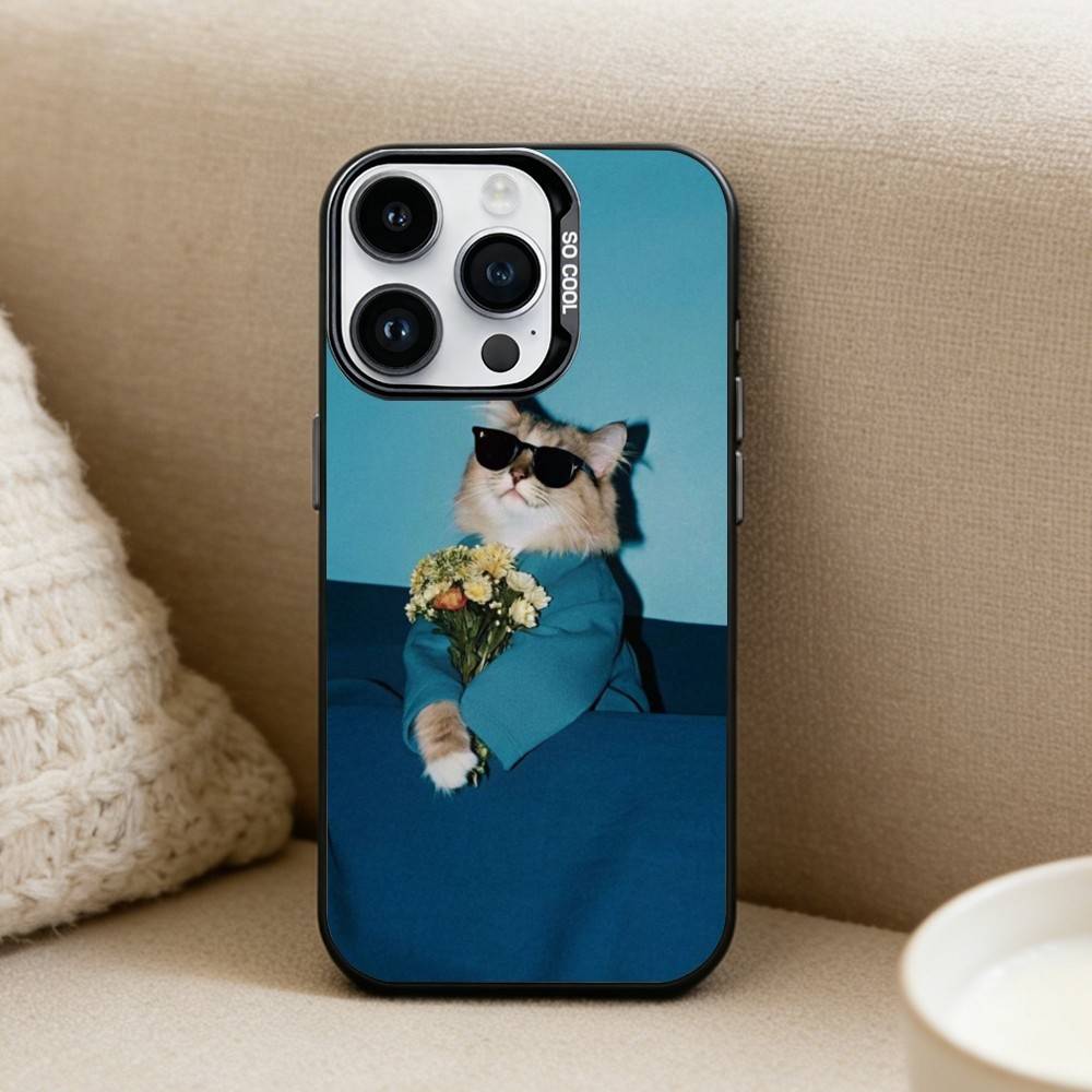 Крутой милый кот Чехол для телефона Для iPhone17, 16,15,14,13,12 Pro Max Черный Конфетный Матовый Ударопрочный Чехол