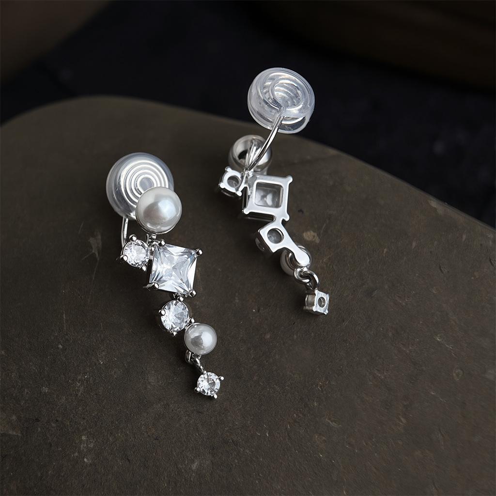 Gold-Plated French Pearl Tassel Earrings with Geometric Zircon Design for Women