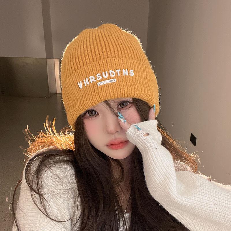 Женская осенне-зимняя новая корейская версия универсальной сокровищницы теплая вязаная шапка с надписью студенческая маленькая модная шапка для женщин