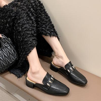 Мода 2024 года, новые осенние женские модные тапочки с металлическим декором на толстом каблуке