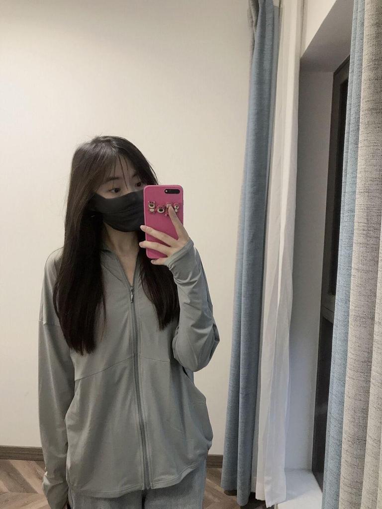 Women's Summer Ice Silk Hooded Sun Protection Jacket - Lightweight, Breathable, Loose Fit, Long Sleeve Cardigan