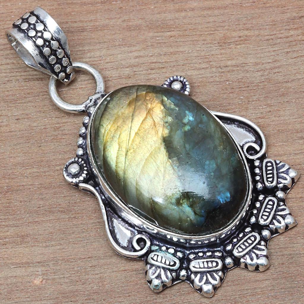 Pendant Shiney Labradorite Gemstone Valentine'Day Gifted Silver Jewelry 2.25"