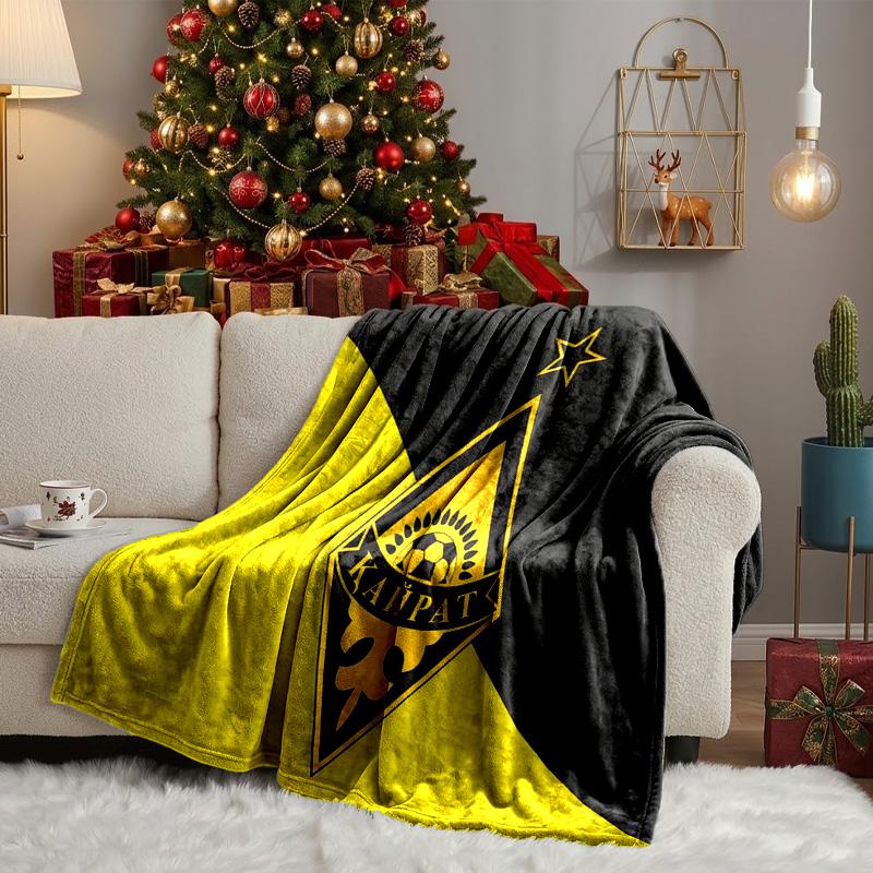 Kairat Golden Emblem Design Throws Blanket Flannel Blankets Plush for Couch Bed Gifts for Men Women Travel picnic blanket Christmas fan gifts