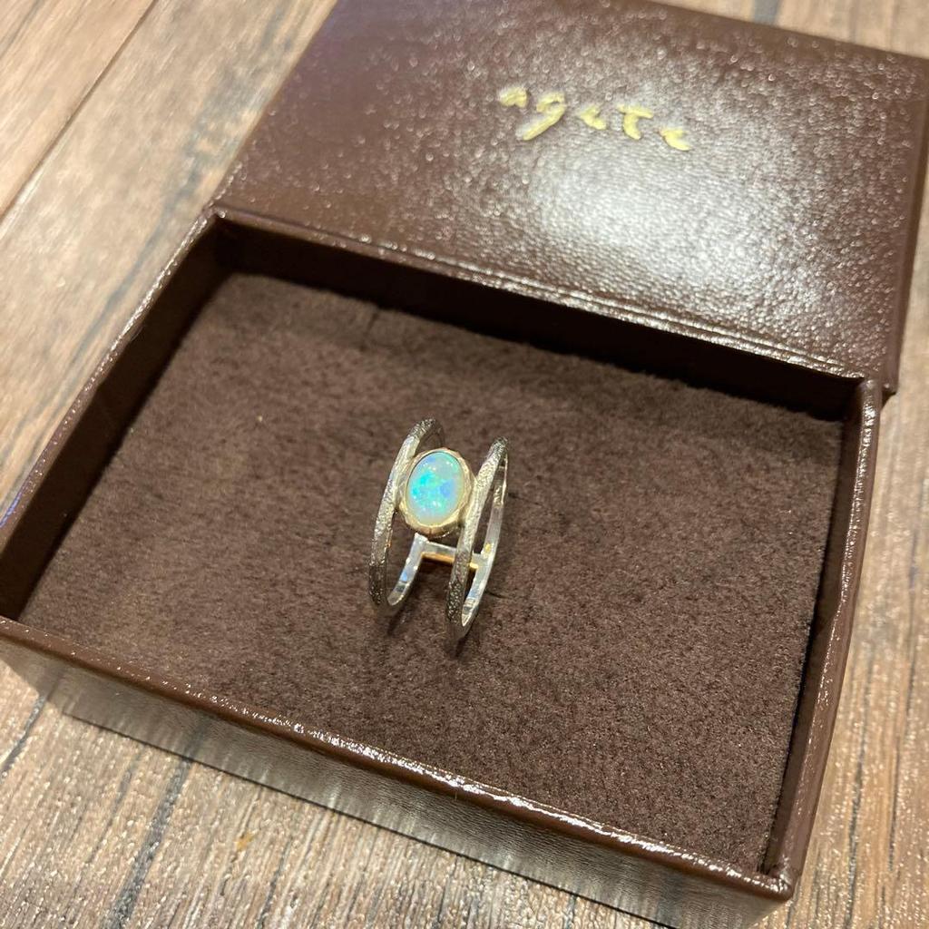 Used Excellent conditionK10/Silver Opal Combination Ring
