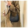 IELGY Korean Version of Fashion Handbag, Simple and Versatile Messenger Texture Niche Foreign Style Crescent Bag