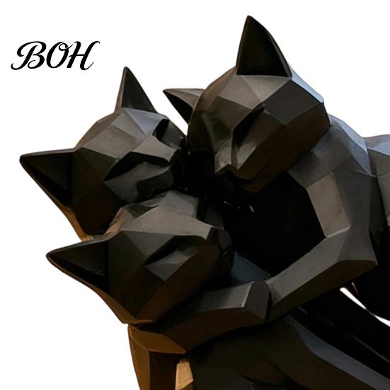 Animal Shape Sculpture 3D Printed Black Cat Figurine, Three Hugging Geometric Statue, Artistic Modern for Home Office Bookshelf Statue