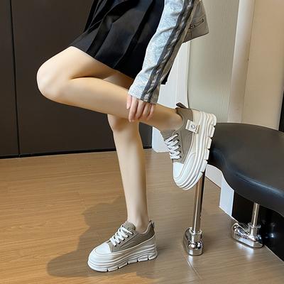 Маленькие белые туфли на толстой подошве женские весенние новые студенческие повседневные спортивные универсальные кеды