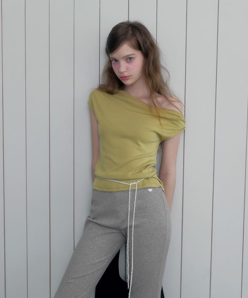 Асимметричная футболка Teuwi Mete Twist с открытыми плечами
