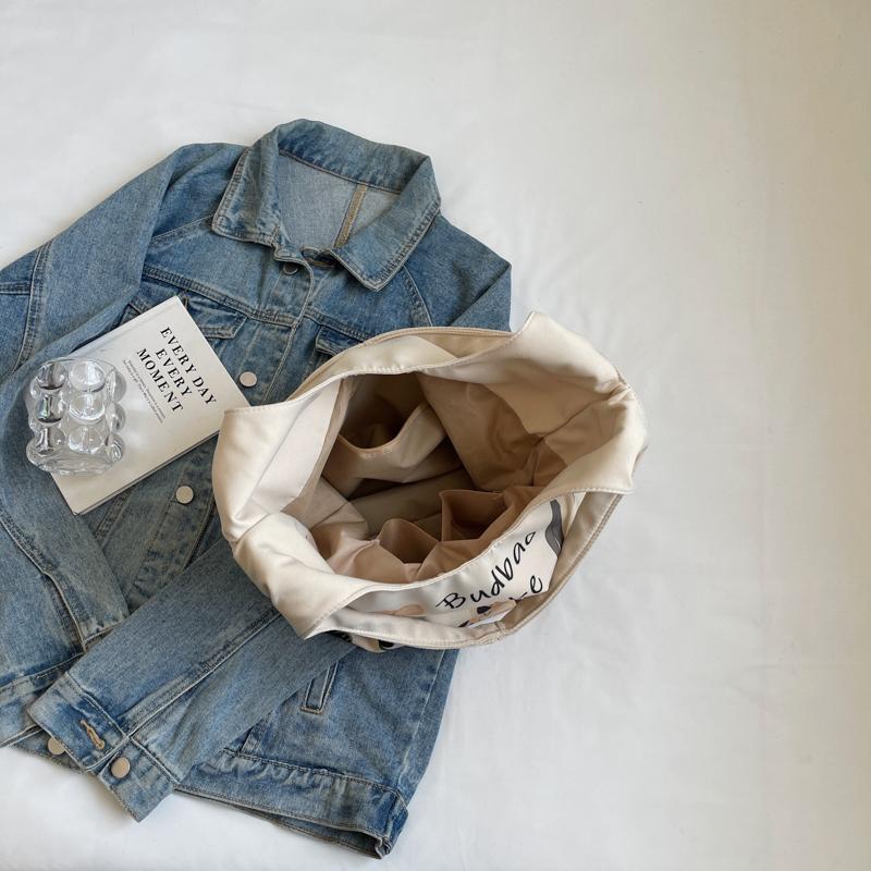 Версия милой сумки для девочек под мышками, летняя новая мультяшная сумка-тоут в стиле аниме, универсальная женская сумка на одно плечо