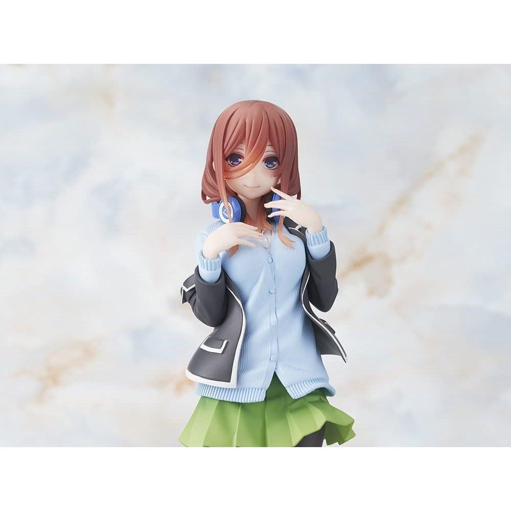 TAITO Quintessential Quintuplets Coreful Figure Miku Nakano School Uniform Ver