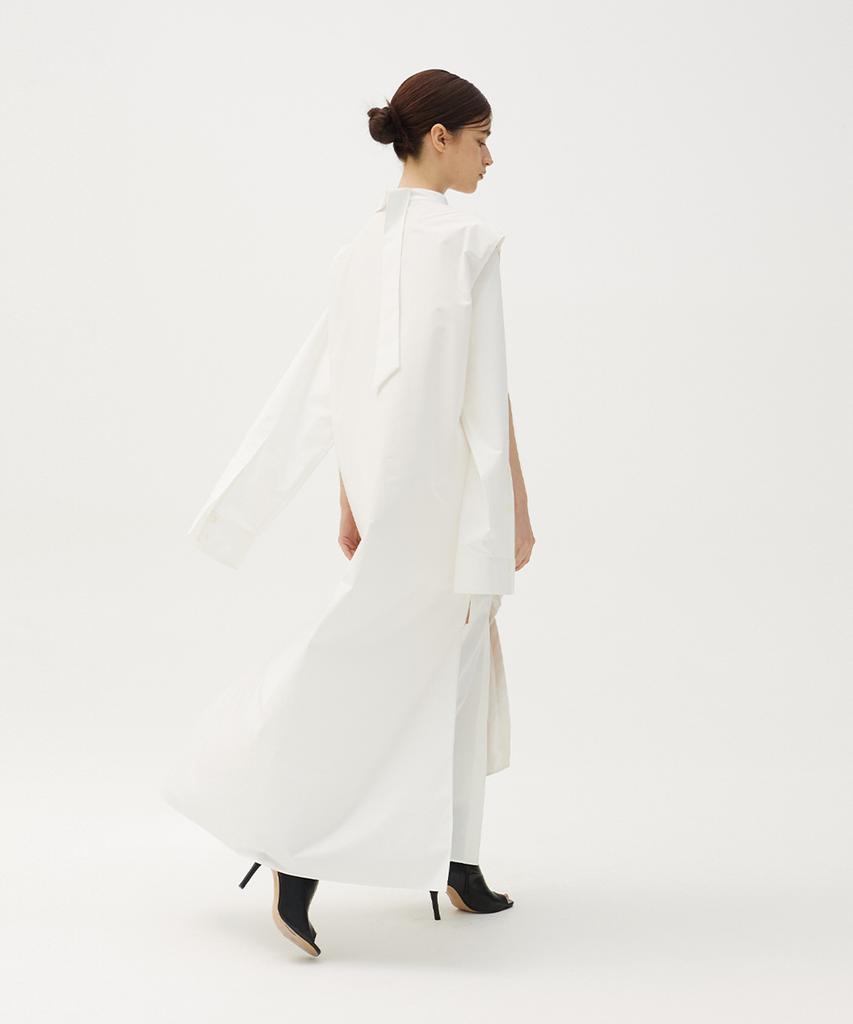 Meuameu Asymmetric Logo Long Shirt