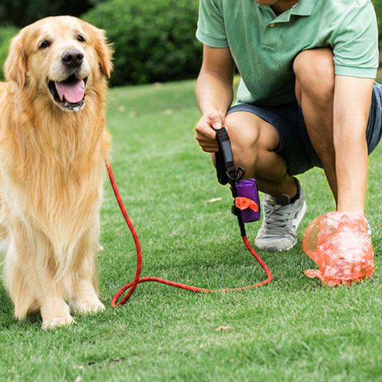 Держатель для мешков для собачьих фекалий, герметичный дозатор мешков для отходов, гигиенический держатель для мешков для сбора фекалий домашних животных с карабином для поводка