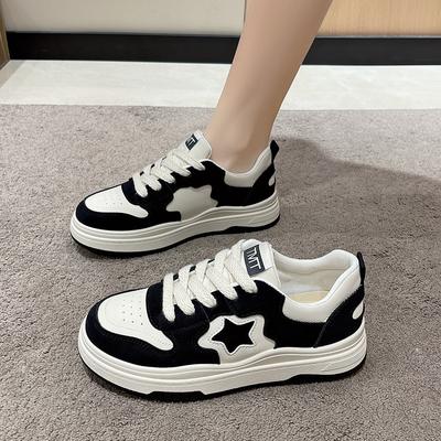 Весенние новые резиновые повседневные кроссовки с мягкой подошвой в тон, модные повседневные кроссовки на плоской подошве, кроссовки в студенческом стиле со звездным узором, женская мода