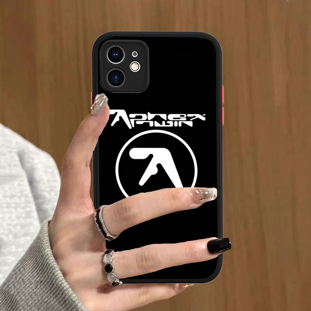 Чехол для телефона Musician A-Aphex T-Twin для iPhone 16 15 14 13 12 11 Pro Max Plus X XS MAX Черный Матовый Фонада для телефона