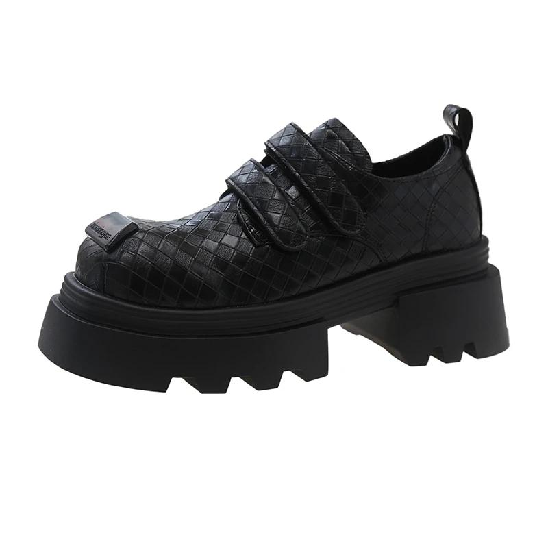 Модные туфли на плоской подошве, туфли на платформе, женская весенняя новая повседневная обувь 2024 года, дизайнерская модная брендовая обувь для прогулок из кожи