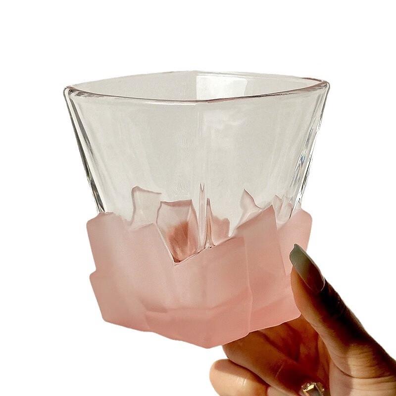 Artistic Ice Cube Whiskey Glass
