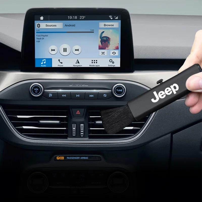 For Jeep 1Pcs Car Interior Cleaning Brush Air Vent Dust Removal Tools For Jeep Grand Cherokee Wrangler JK Gladiator Compass R